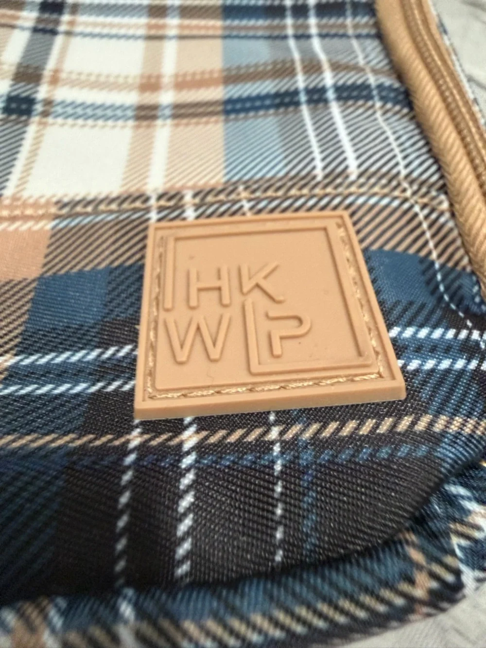 New IHKWIP The Everyday Explorer Crossbody Bag - Picture 7 of 9